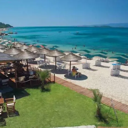 Little Paradise In Front Of The Sea Vakantiehuis